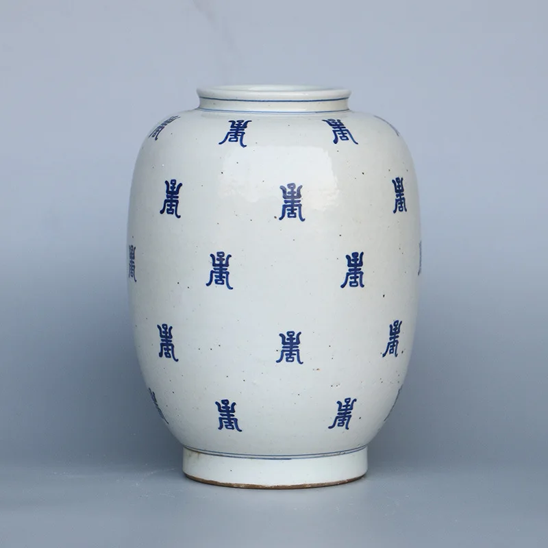 
Chinese classical ceramic flower vase with blue and white color old finishing wholesale porcelain home decorative 
