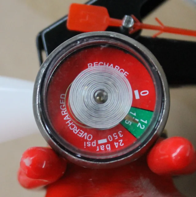 2018 hot selling with wall bracket kidde mini portable 2kg dcp fire extinguisher