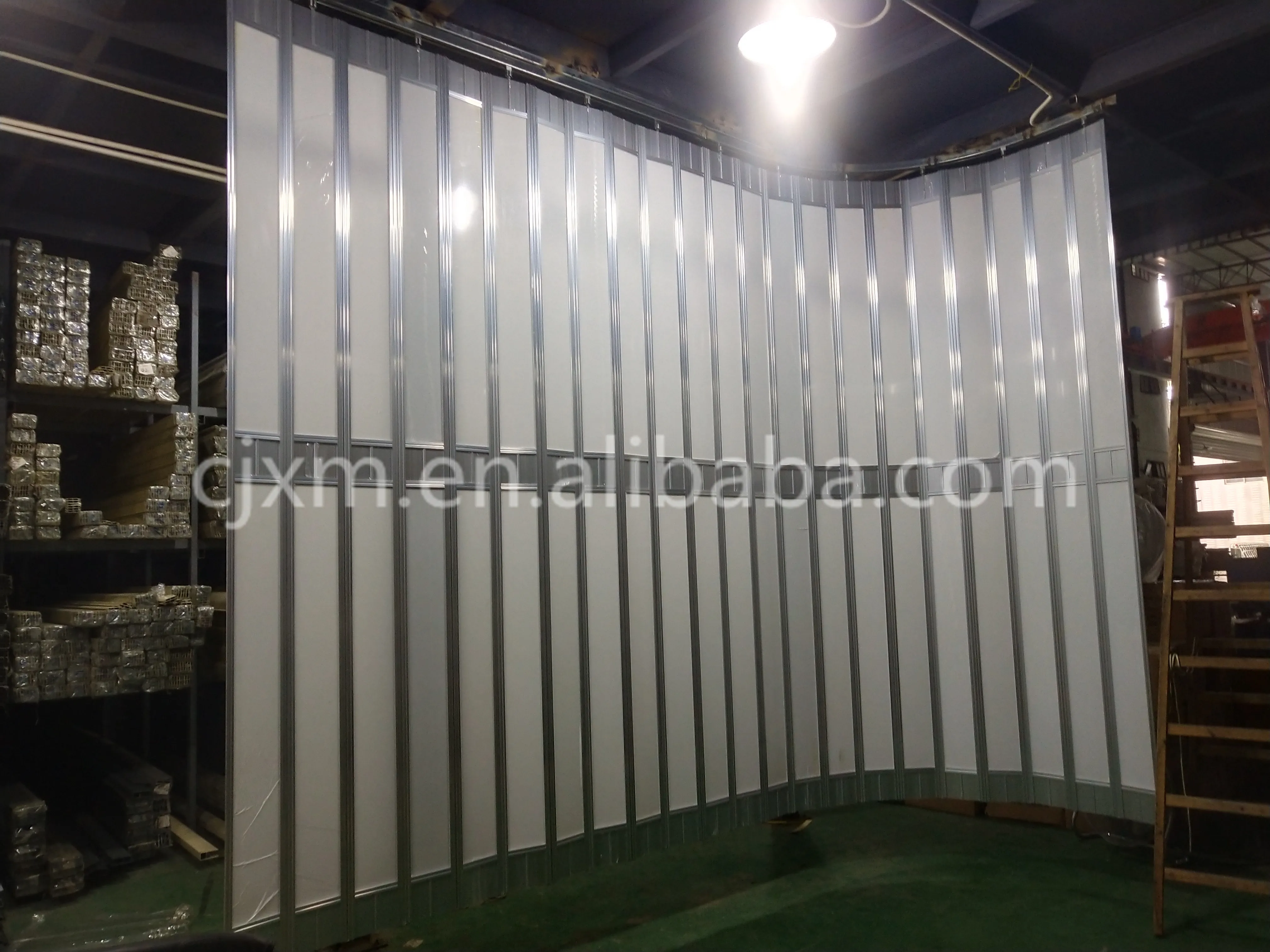 Commercial plastic crystal level transparent folding door