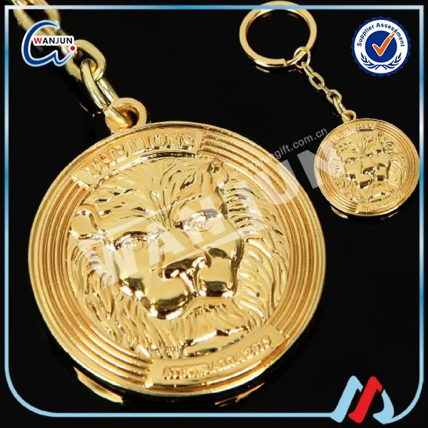 custom gilded lion head round shape gold keychain