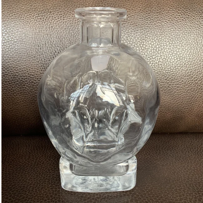 200ml,500ml,700ml,750ml,1000ml skull glass bottle