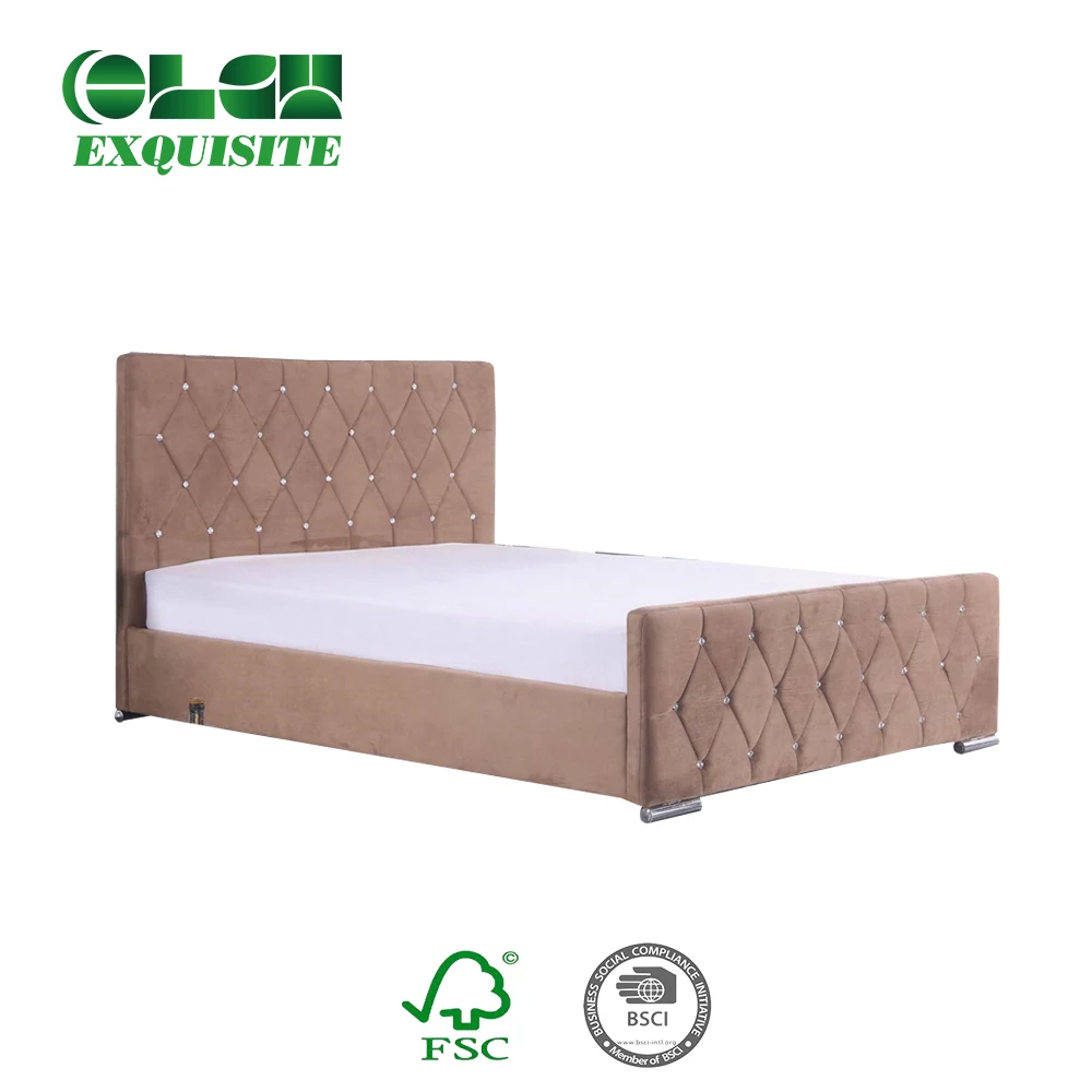 Очень удобная двухместная современная гостиничная кровать