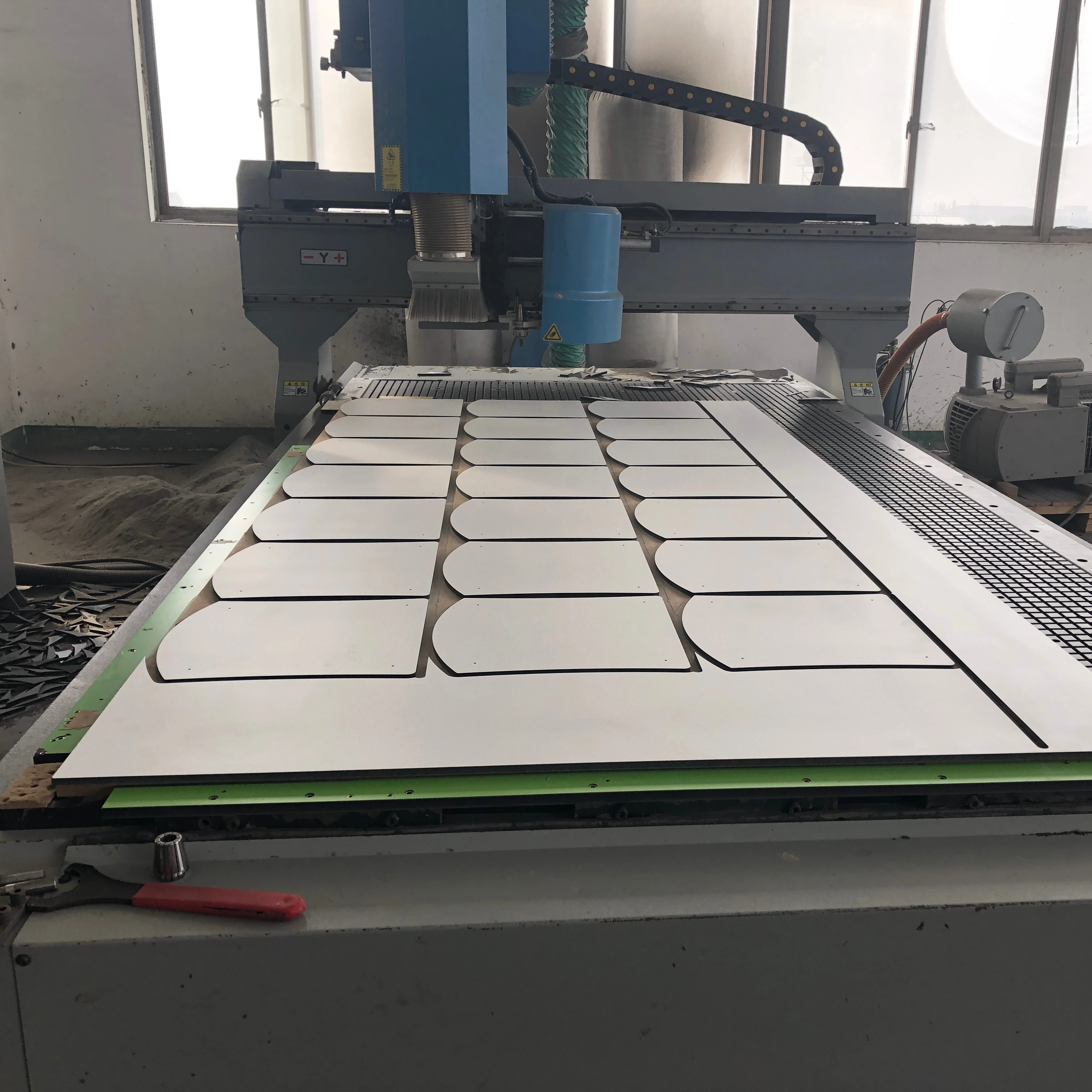 kitchen cabinet designs phenolic board price for Philippines standard size of phenolic board lamination sheets 12mm 10mm 8mm