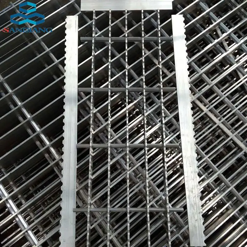 high quality roof grip strut grating for solar aluminum perforated plank walkway