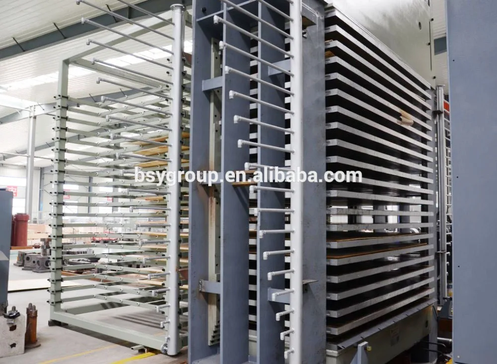 Hydraulic hot press for plywood