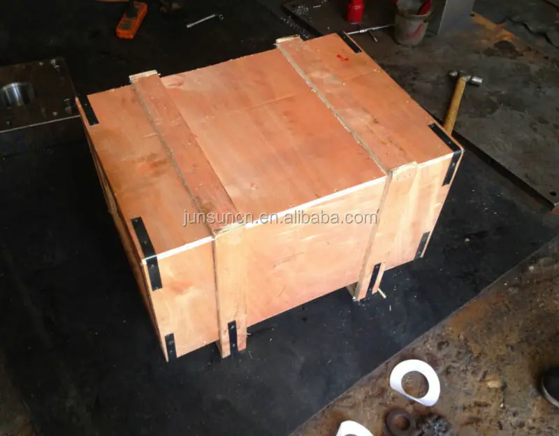 Plastic bottle cap mould