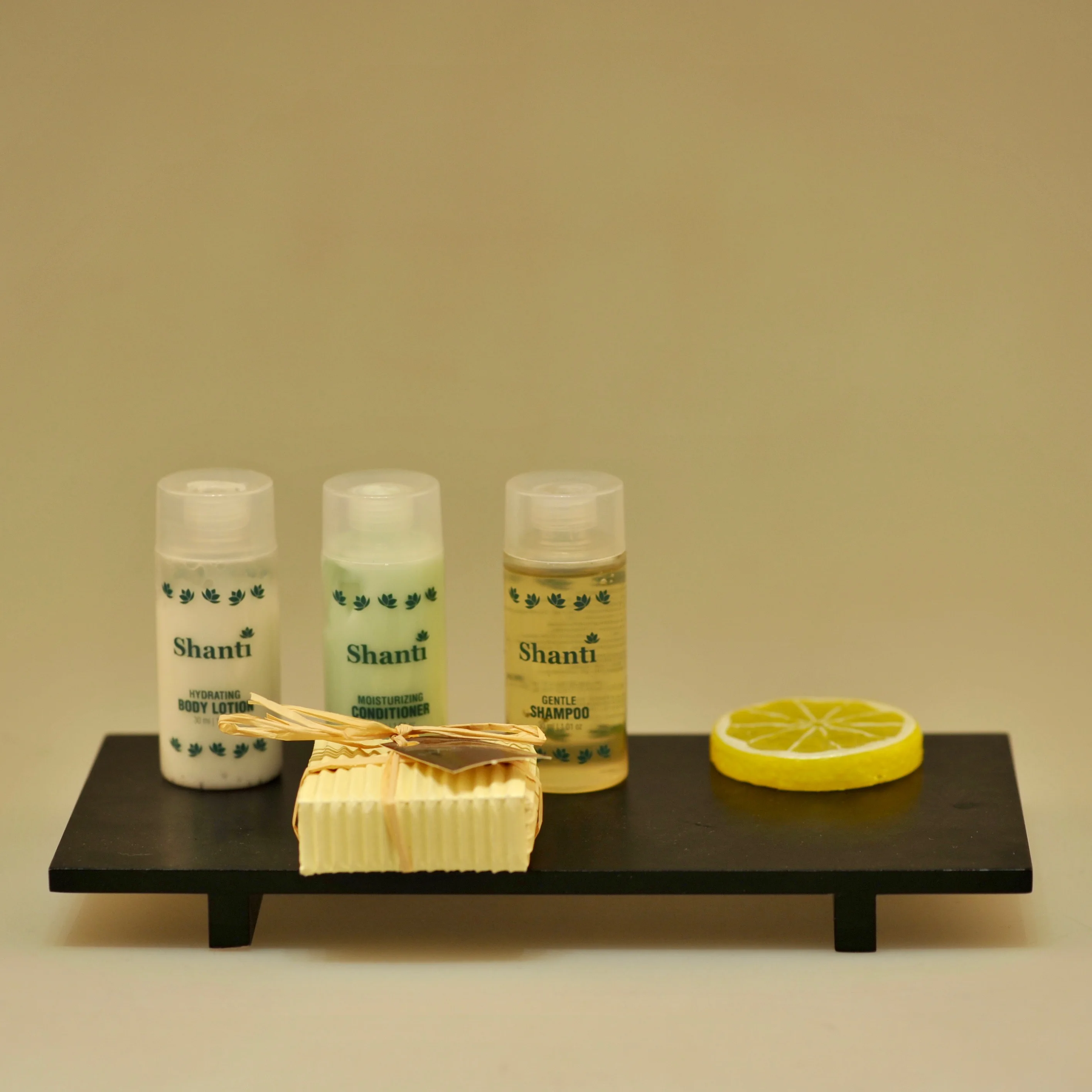 25ml disposable screw top transparent shampoo bottles for hotel and spas