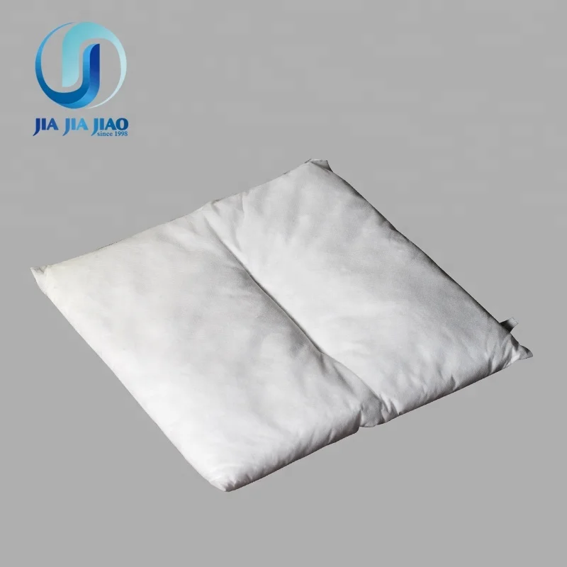 white Melt-blown 100% polypropylene Melt-blown non-woven fabric oil absorbent for leakage control hot sales