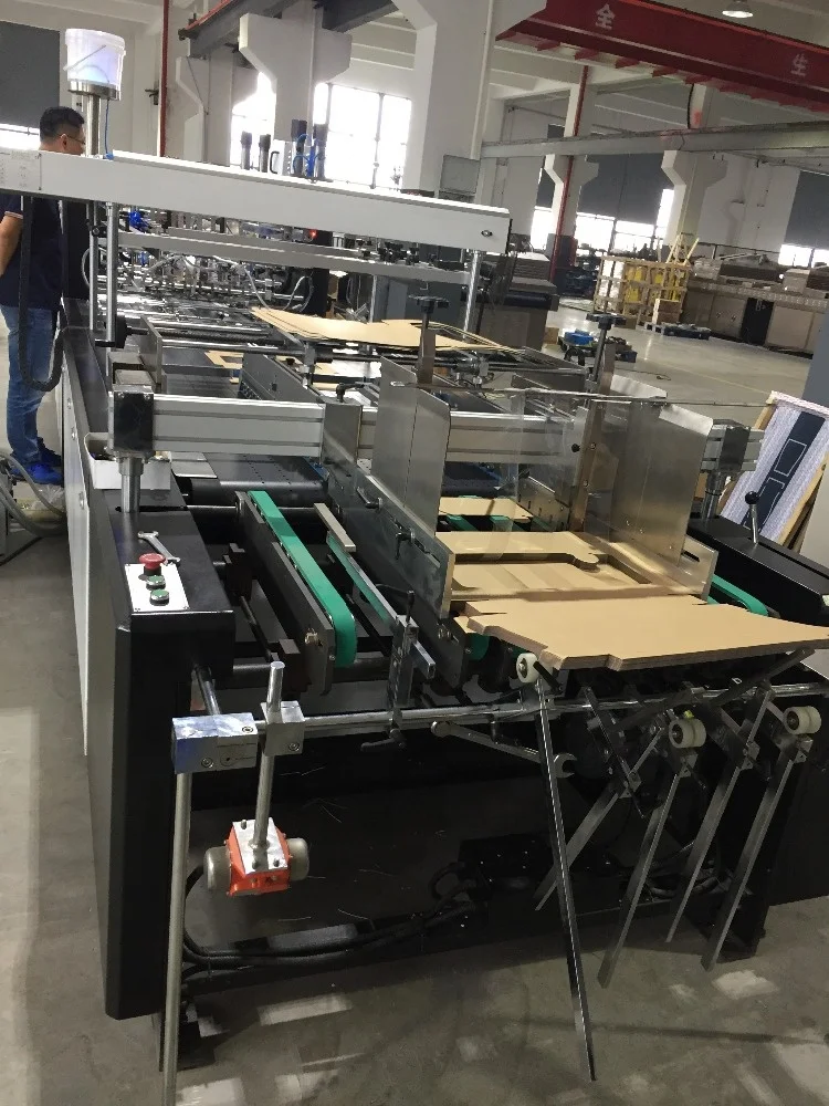 JB-900TC Automatic shaped window patching machine for carton and E-flute box