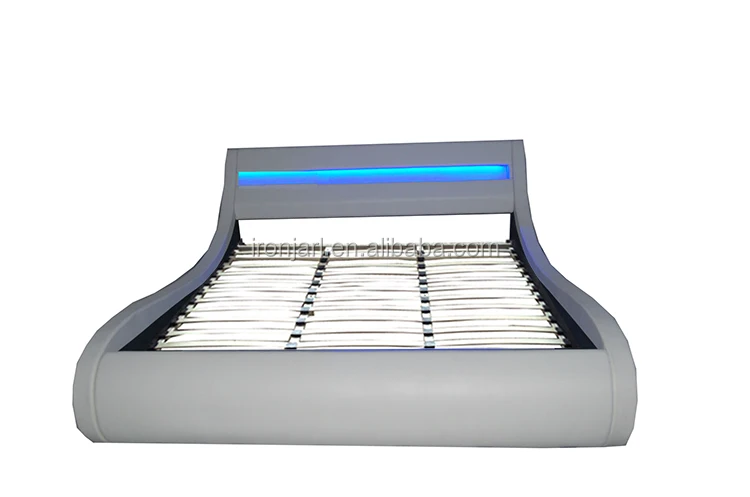 Italian King Size Bedroom Furniture Contemporary LED Faux Leather Bed Platform Frame Y