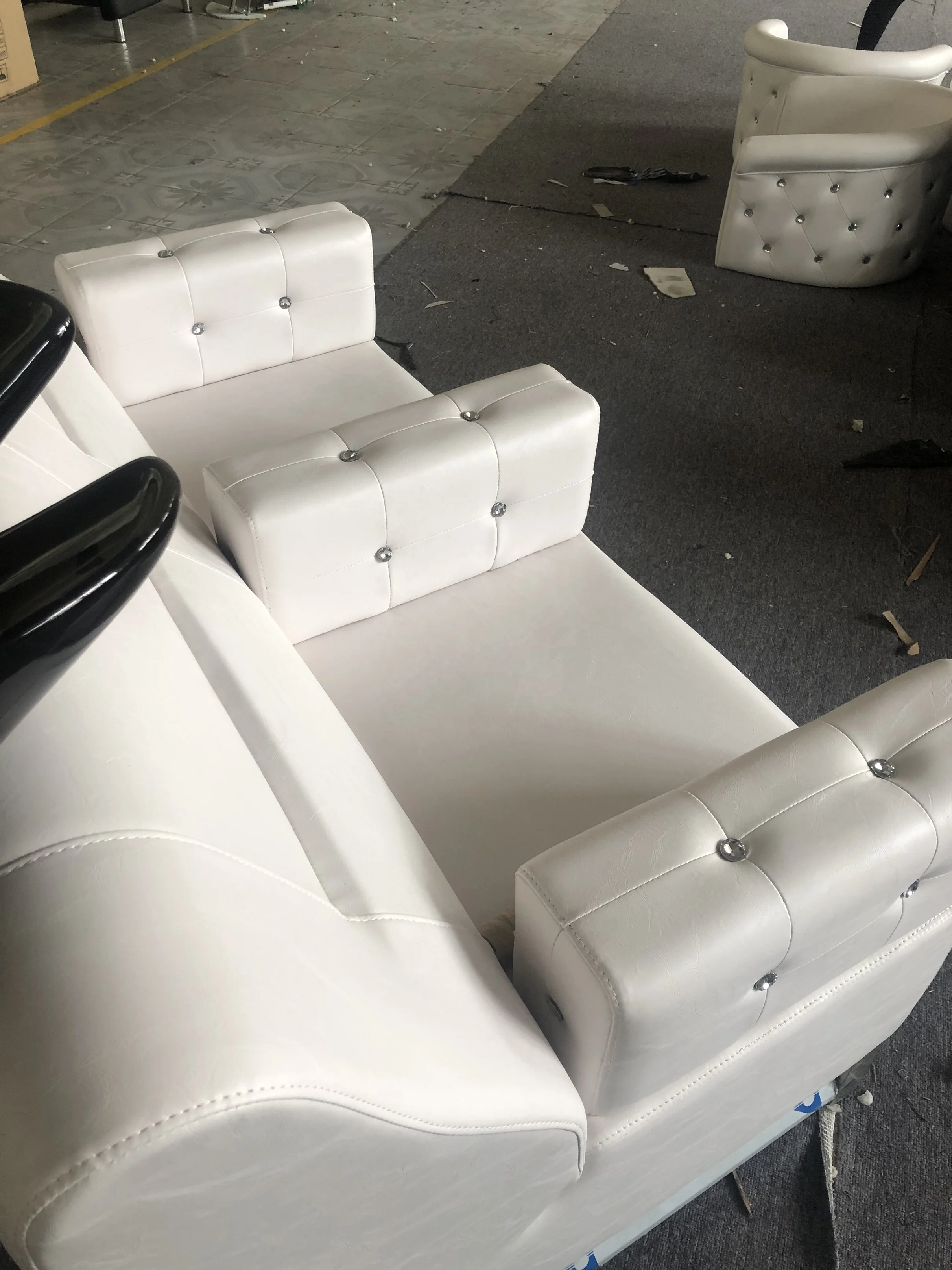 
2019 New Arrival 2 Cclors Double Shampoo Chair With Stainless Base 5 Years Warranty 