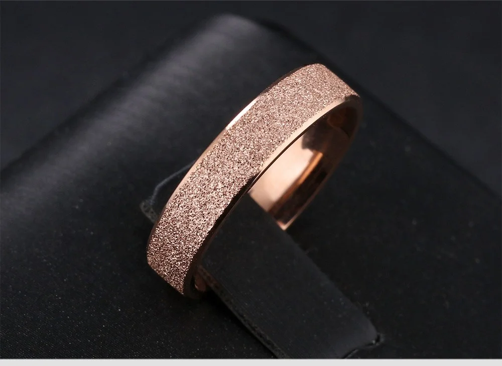 Fancy Titanium Vintage Rings Rose Gold Plated Multi Size Mesh Top Band Rings For Women Men Stainless Steel Ring Unisex Bridal