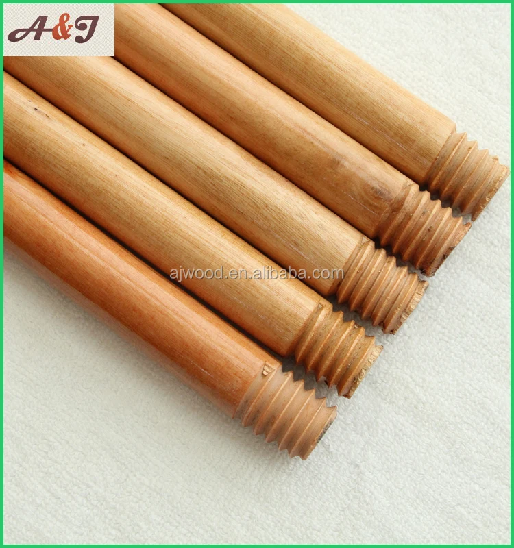 Varnished eucalyptus wooden broomstick with 7.0cm plastic cap