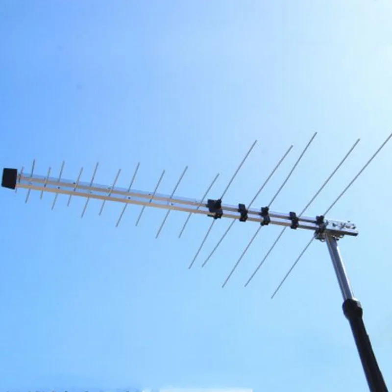 China Manufacturer Yagi Antenna UHF & VHF 32e Logarithmic Antenna Manufacturer
