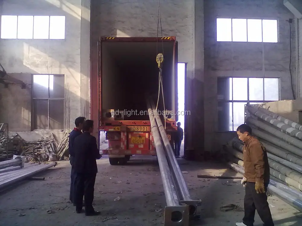 
Galvanized Round Type 9M Outdoor Light Poles Manufacturer 