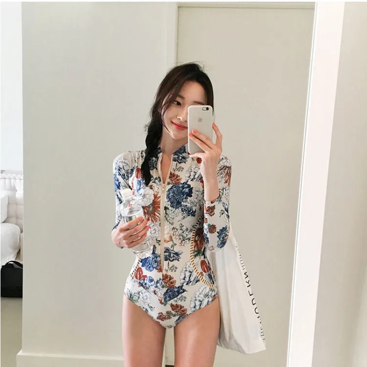 Fitness Sublimated Custom Blank Cheap Full Print Short Sleeve Rush Guard Women