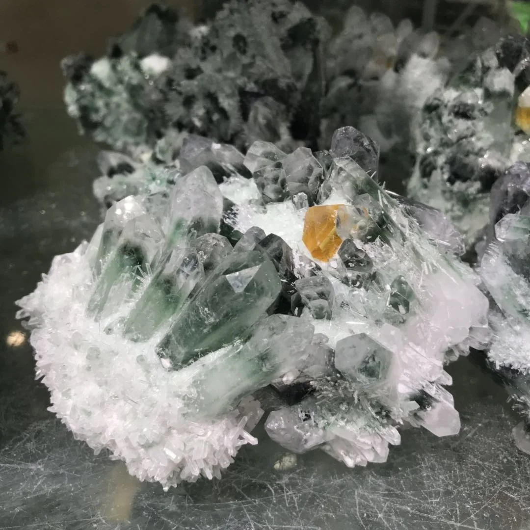 Wholesale natural crystal artificial color crystal cluster quartz crystal jewelry