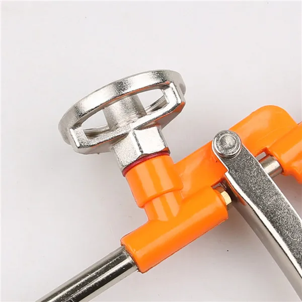 Low and high pressure polyurethane pu foam injection machine