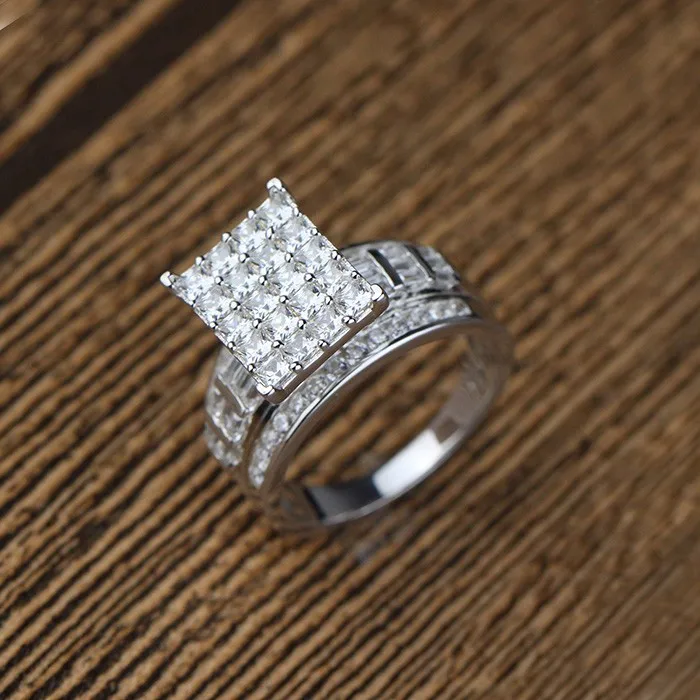Miss Jewelry Latest Gold Finger Ring Designs Price in Dubai for