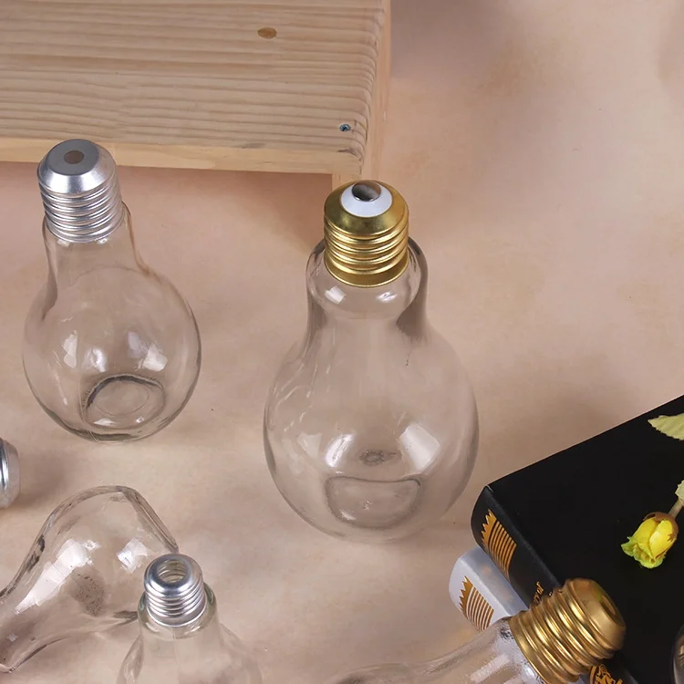 500ml Plastic Light Bulb Shape Plastic Juice Bottle Beverage Bottles With Golden Screw Cap Glass Bottle