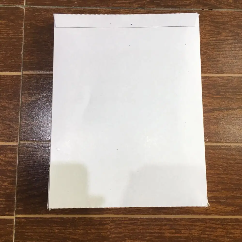 
1/4 Fold Disposable Paper Toilet Seat Cover Hygienic Protection Flushable Cover 