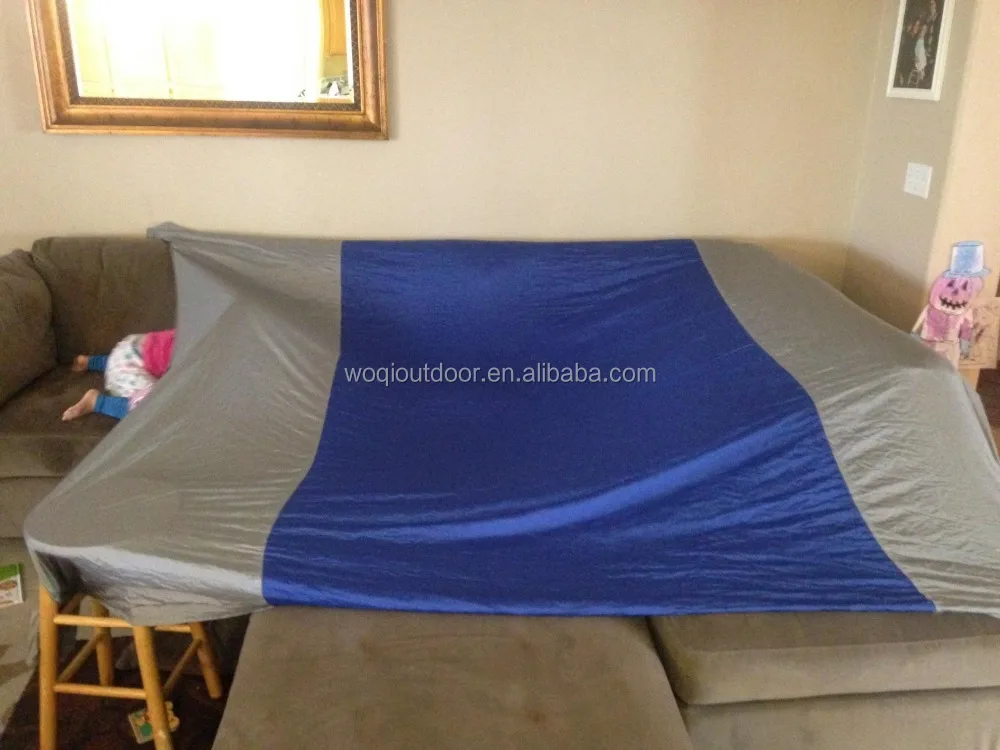 Woqi 2017 Amazon Best Selling Carries Ultralight 100% Waterproof Pocket blanket Beach Blanket / Camping Blanket/Camping Mat