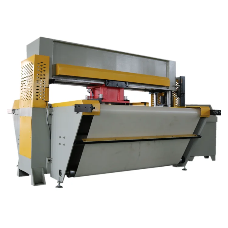 Automatic knitted fabric die  cutting machine