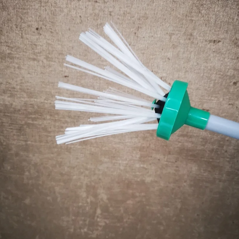 Eco Friend Home Safety Easy Remove Spider Critter Insect Catcher,Critter Catcher Long-Handled Insect Grabber Travel catcher