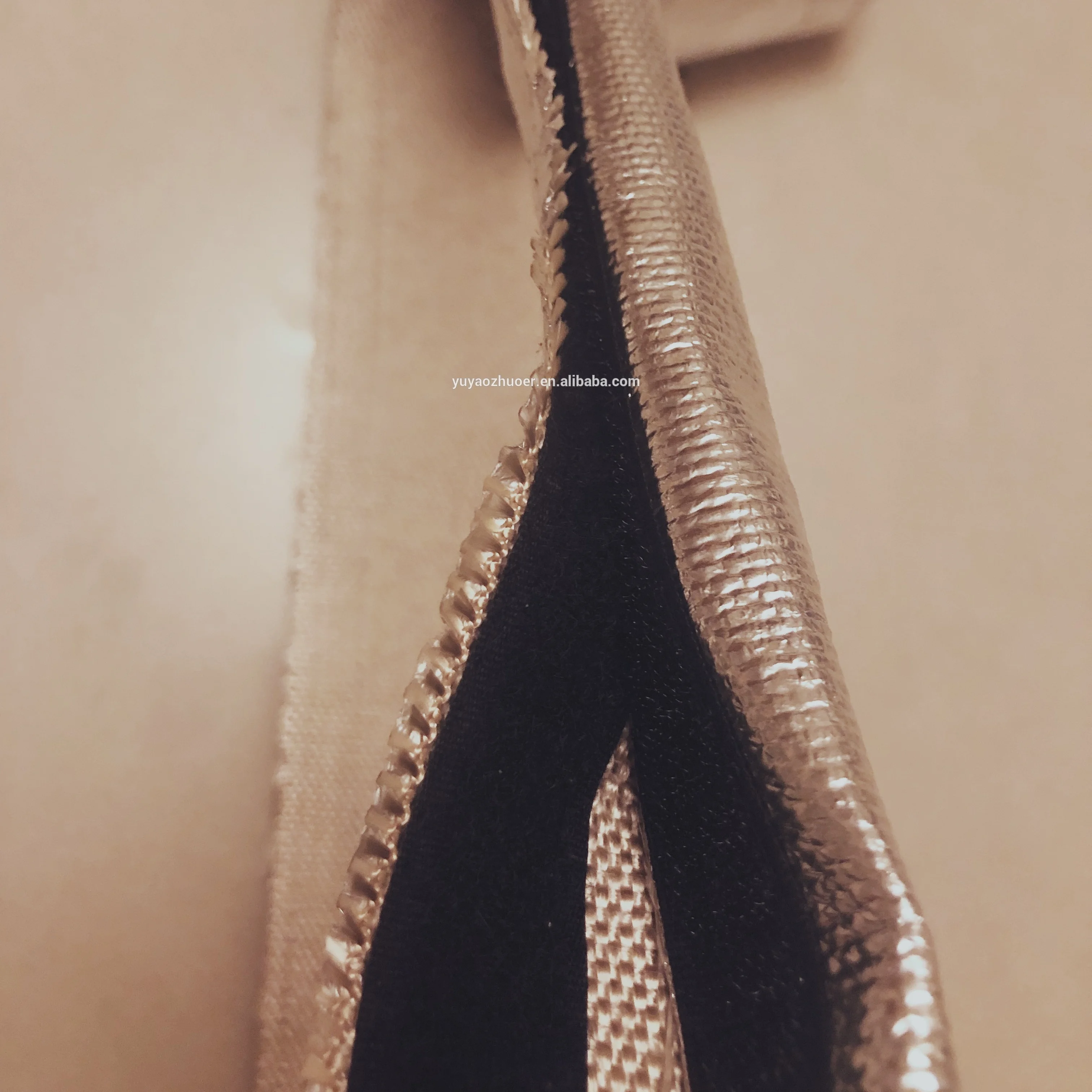 Heat Reflective Aluminum Glass Fibre Thermal Protection Hose Wrap