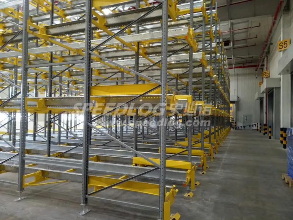 Maxrac shuttle carrier with pallet runner at high speed running in racking lane