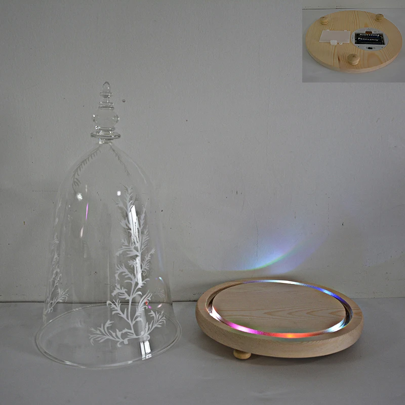 Стеклянный купол Красавица и чудовище с внутренним светом с деревянной основой