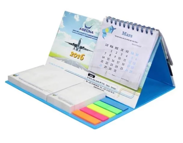 2020 New wholesale Desgin tent table desk calendar printing