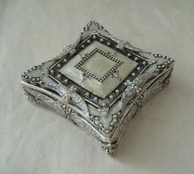 Square Antique Plating White Rhinestones Wedding Favor Metal Trinket Box