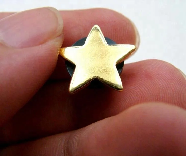 High quality custom metal star shaped badge