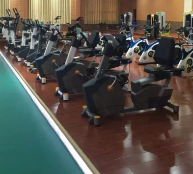 Сидящая лежачий велосипед облегающиеджинсы электрический велосипед, способный преодолевать Броды для использования в тренажерном зале самостоятельно электроэнергии велосипед велотренажер