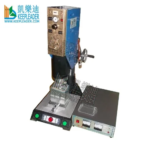 Sponge ultrasonic welding machine