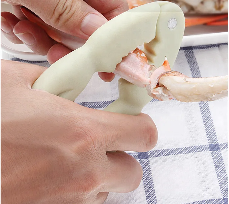 Multi use plastic simple kitchen seafood lobster crab claw clip for meal