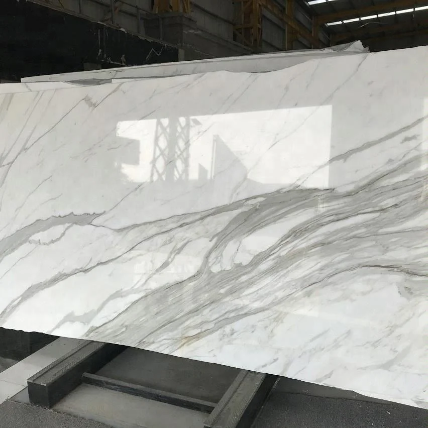 Белая мраморная плита Calacatta