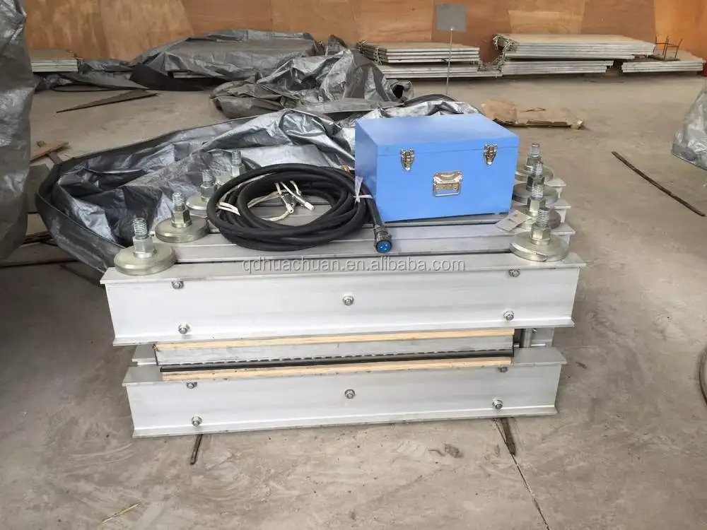 Conveyor belt joint vulcanizing press