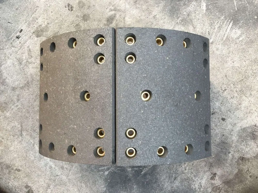 
Sinotruk howo truck brake shoes AZ9761340106 