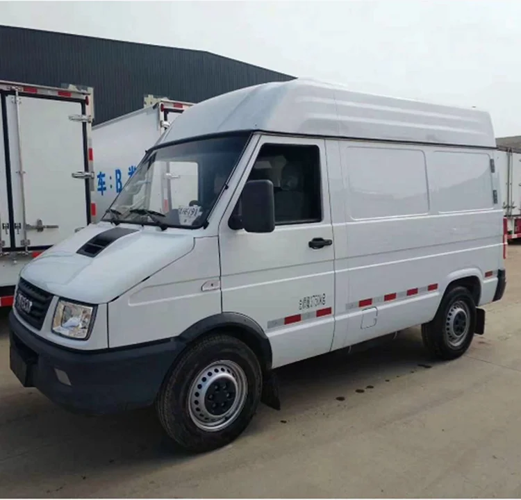 Frozen food transport trucks freezer truck I-VECO Small Size Refrigerated Truck for Sale to Senegal