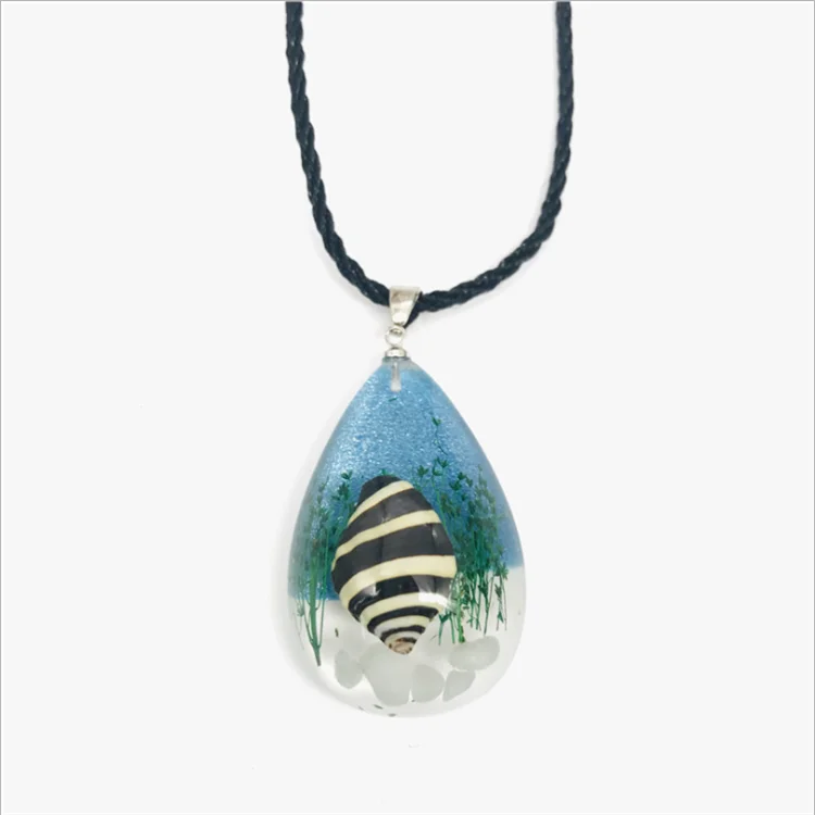 Summer Real Sea Snail in Resin Sea Shell Necklace Jewelry Marine Conch Water Drop Pendants Necklace for Tourist Souvenir