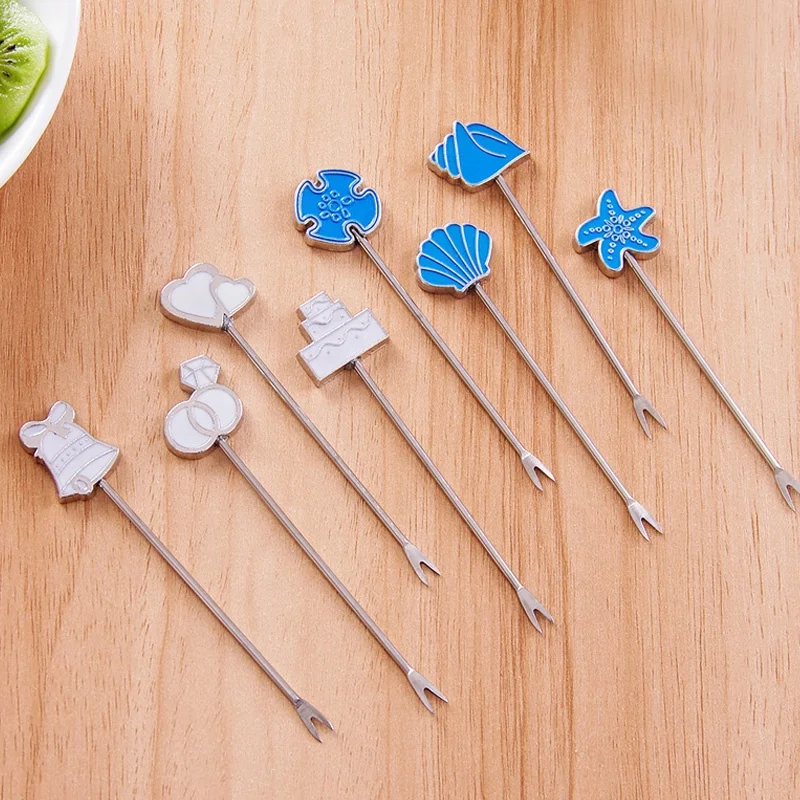 
YiJia 4pcs/set sea shell shape stainless steel cake dessert fruits picks fork 