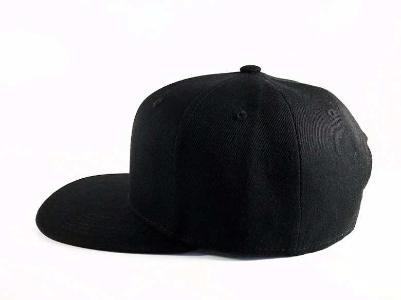 
Alegria Small MOQ Acrylic Custom Logo Embroidery Black Snapback Hats Caps 