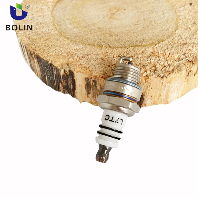 Good Quality Spark Plug for Chain Saw Petrol / Gas Two Stroke 300 Hours 2-stroke CN;ZHE 9.5mm Bolin 14mm Ce
