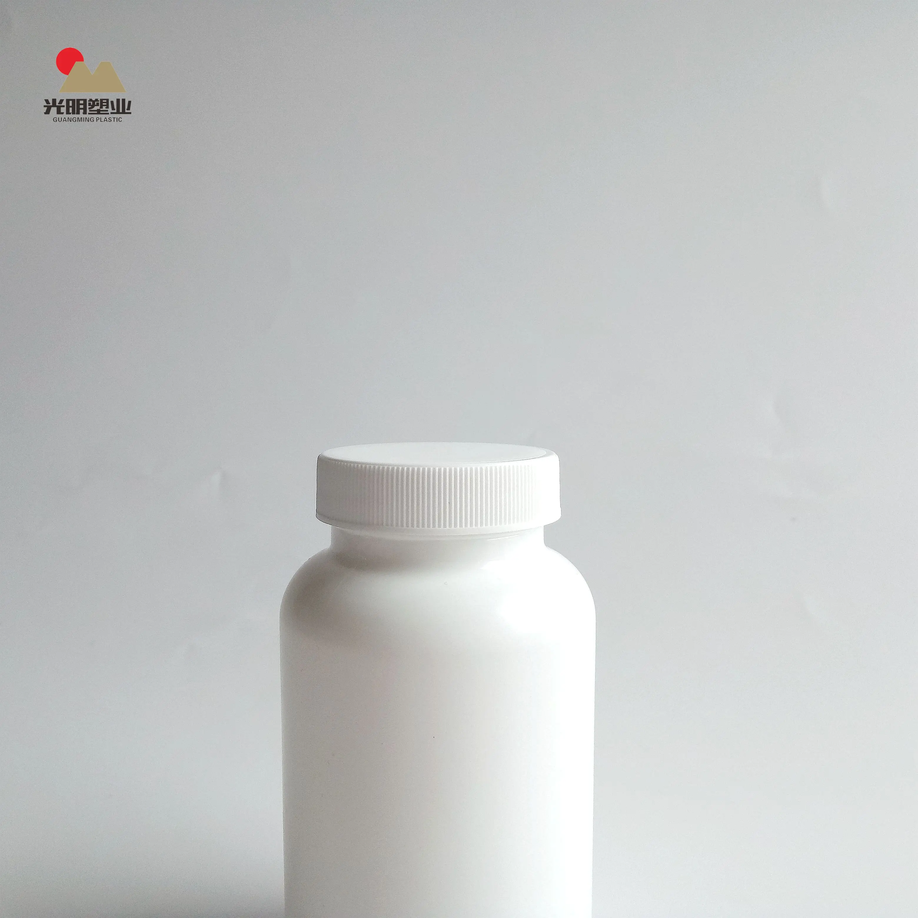 Discount White HDPE Empty Round Plastic Bottles  For Pill big tablets capsules Packaging 250ml