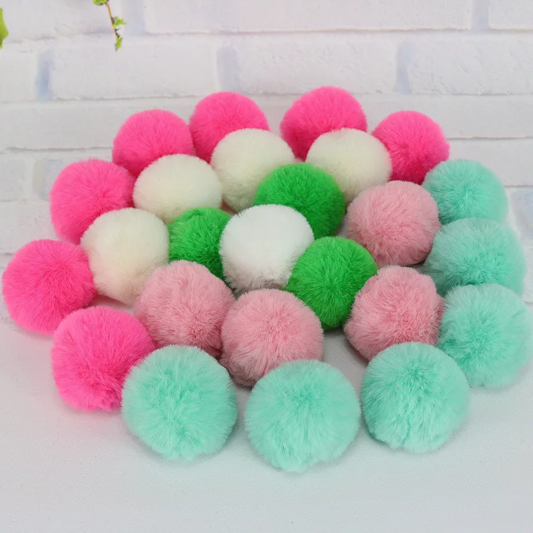 China Supplier artificial fur 6 to 15 cm long or short hair plush faux fur pom pom fake fur ball