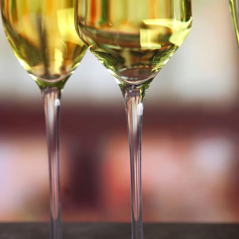 Wholesale  Crystal Champagne Glasses Unique Flutes Glass