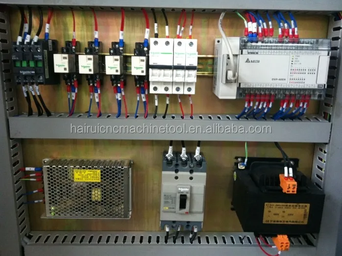 
New Condition And Optional Type Q28Y 6X220mm 30 to 145 Degree Adjustable Corner Notching Machine 