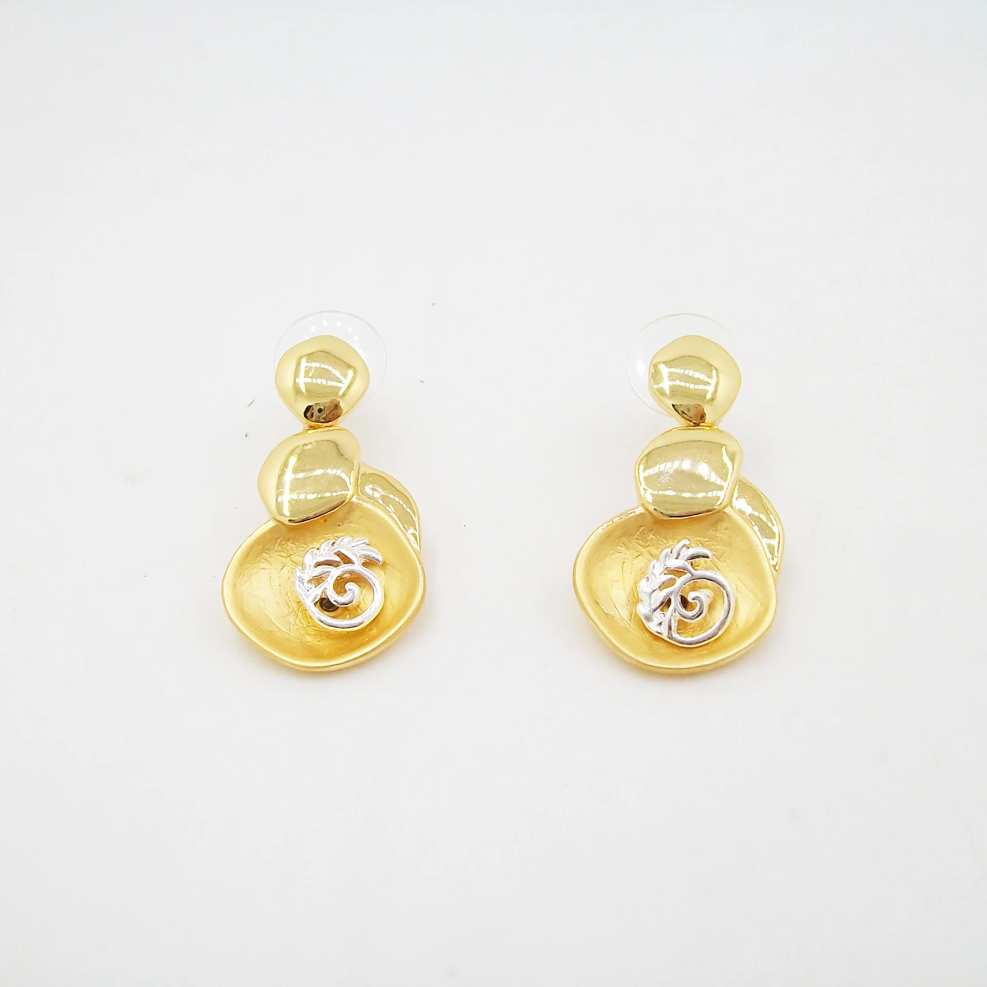 Wholesale artificial 24k dubai gold plated jewelry set in alloy material